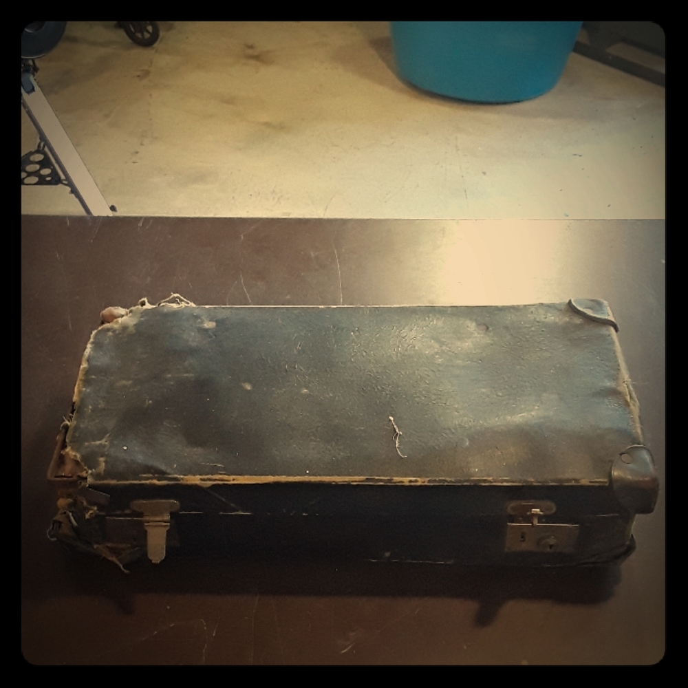 Vintage Picnic Chest